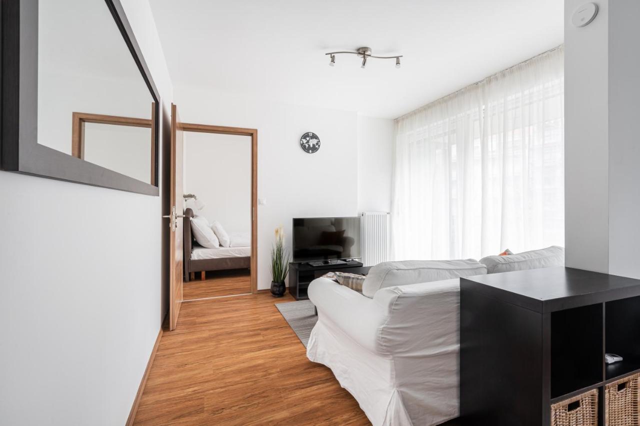 White Cascade Realty Apartment Будапеща Екстериор снимка